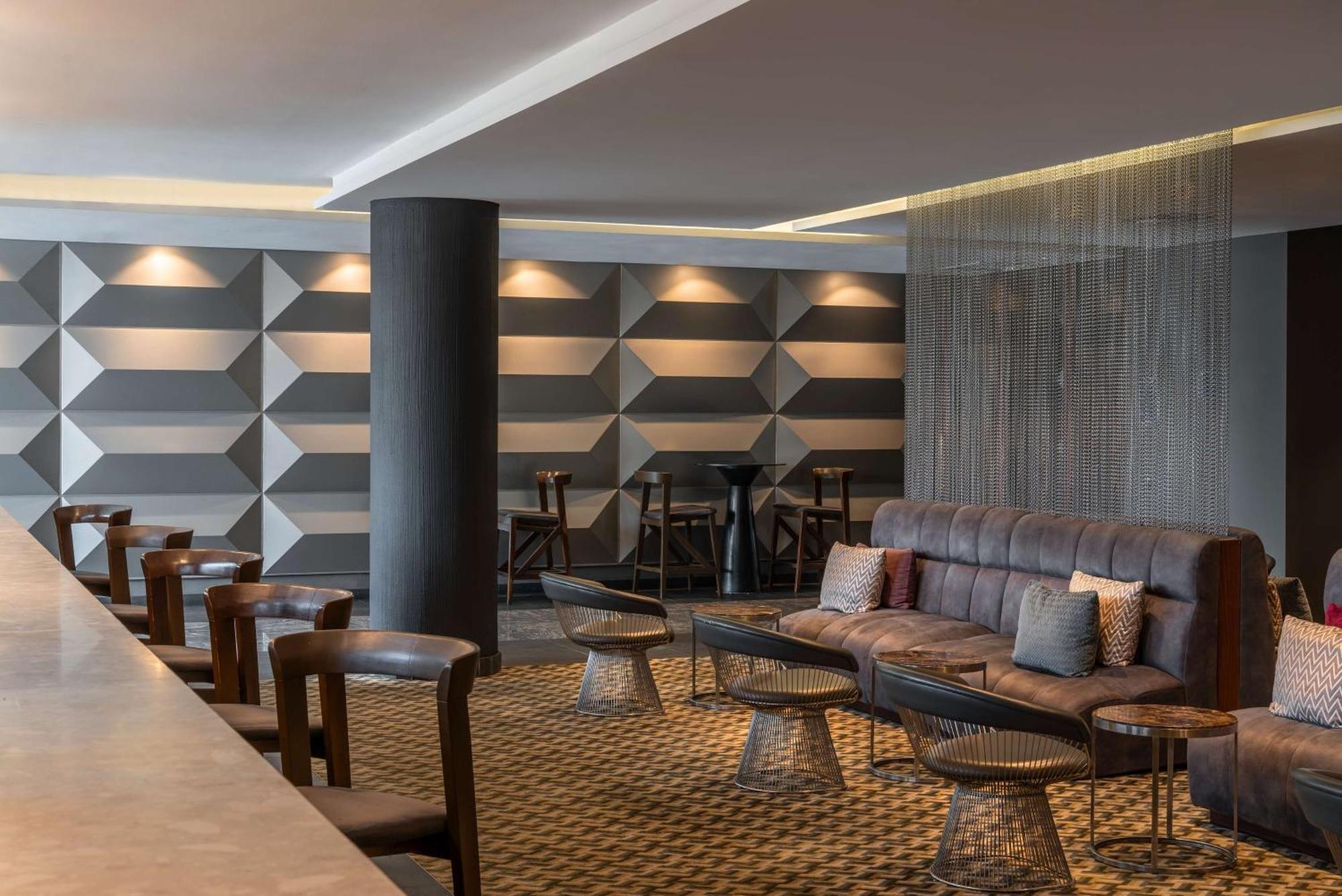 Radisson Blu Okoume Palace Hotel, Λίμπερβιλ Εξωτερικό φωτογραφία