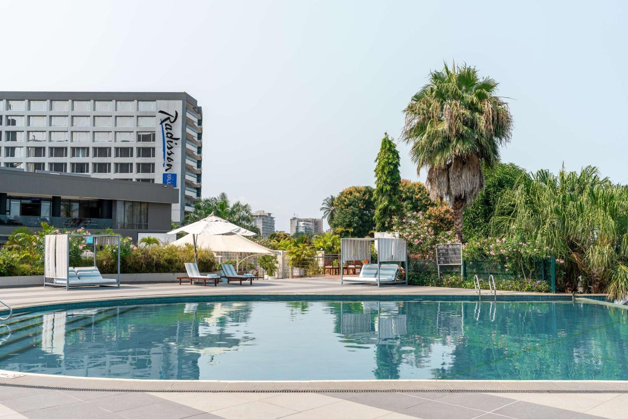 Radisson Blu Okoume Palace Hotel, Λίμπερβιλ Εξωτερικό φωτογραφία